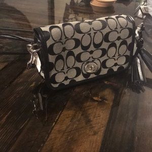 New with tags coach crossover bag!